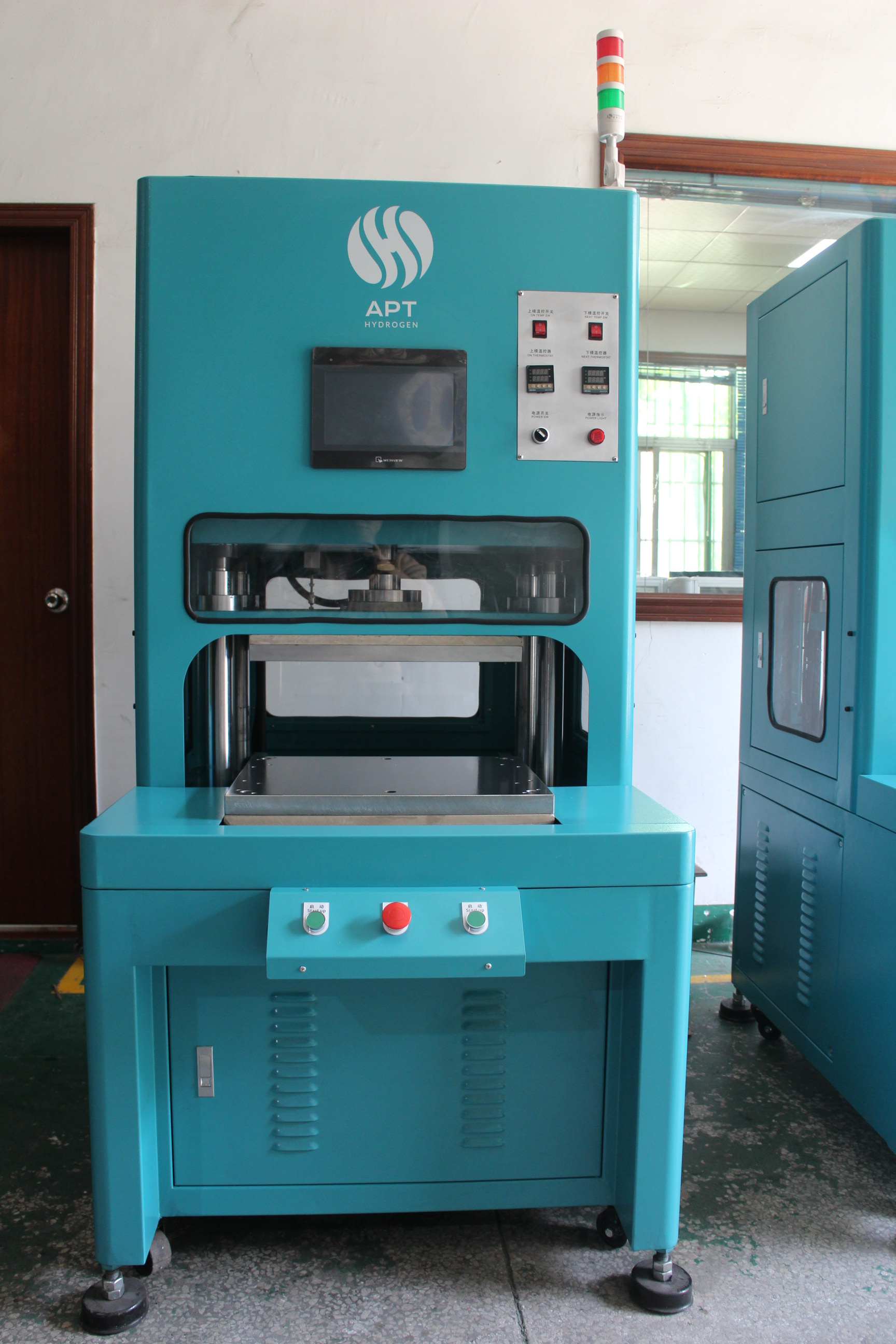 台灣客戶-伺服10噸（dūn）滑台熱壓機 (5).JPG